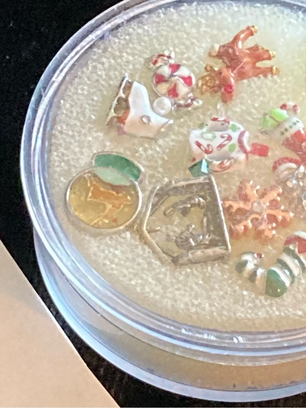 Origami Owl Red Green White Christmas Floating Charm Lot